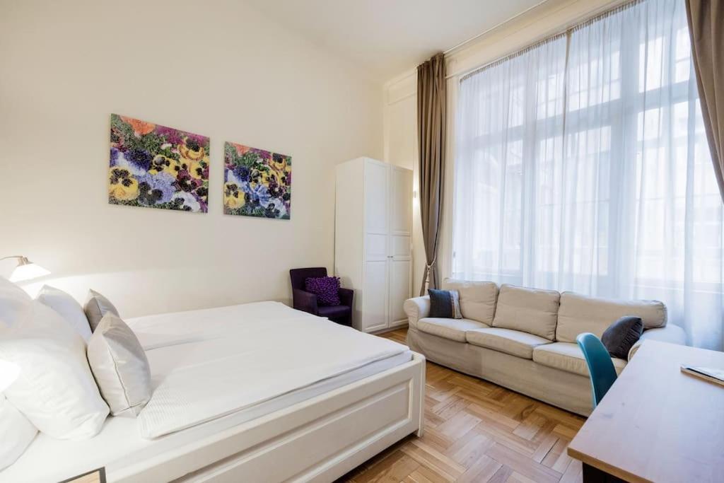 Klarahome Apartment Budapest Exterior photo